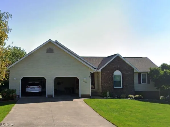 1654 California Ave, Louisville, OH 44641