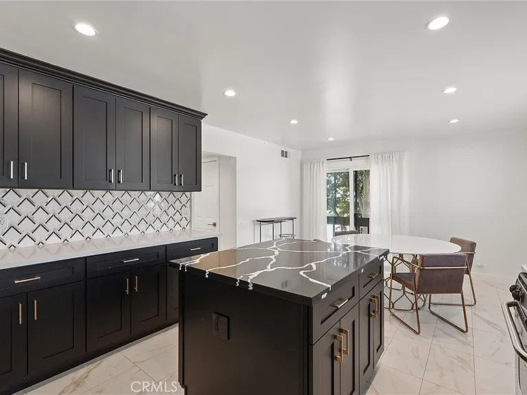 5974 Costello Ave — Photo 3