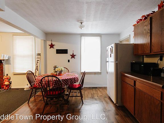 2nd image of 1811 W Adams St #9100198