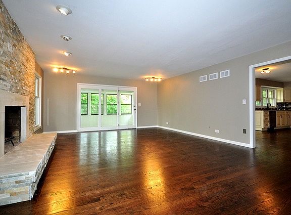 4th image of 4218 White Birch Dr