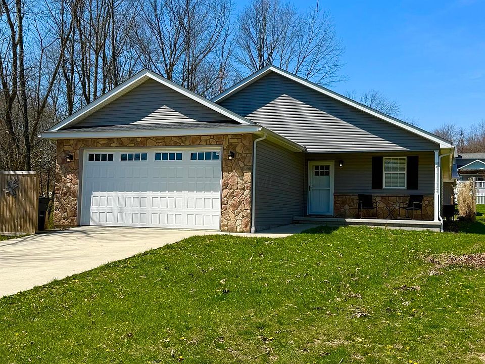 1st image of 3175 Apple Valley Dr