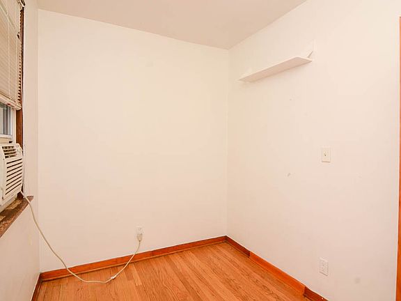 3rd image of 2616 N Marshfield Ave #M06r