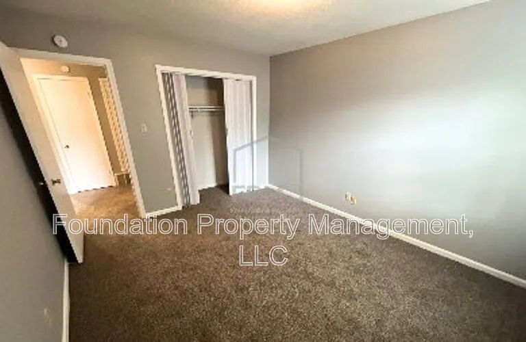 1317 Royal Oaks Cv — Photo 10