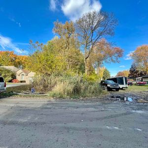 25529 Ashland St, Harrison Township, MI, 48045