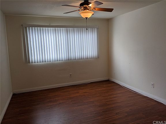 3rd image of 3065 Gladstone St APT 3