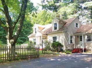 10 Hilltop St, North Grafton, MA 01536