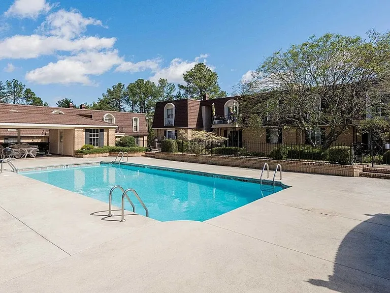153 Old Montgomery Hwy #D — Photo 3