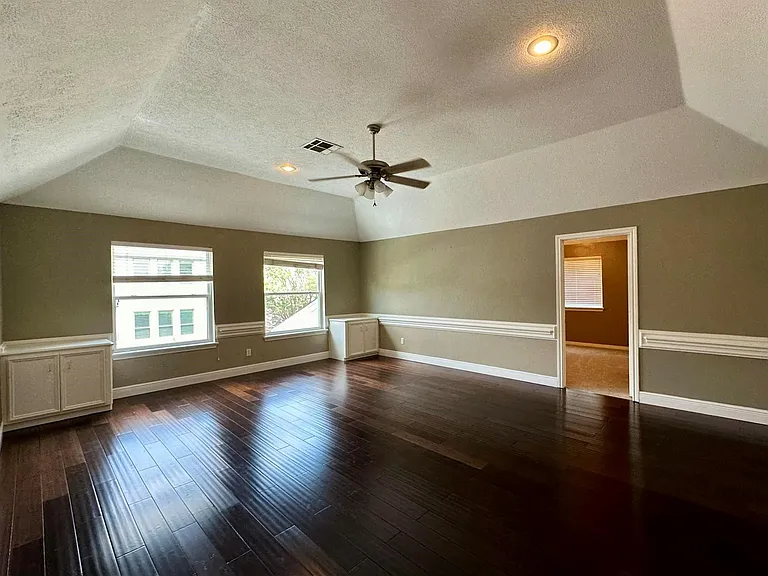 289 Waterford Way — Photo 20