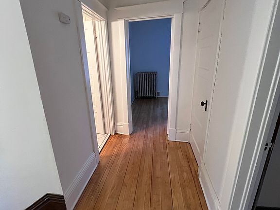 4th image of 1316 Marshall Ave