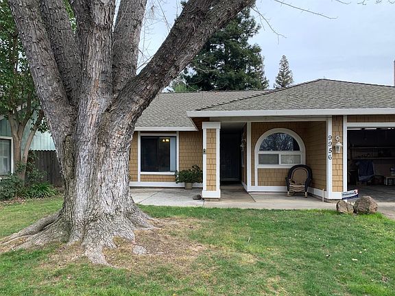 3rd image of 9956 Stirling Park Dr