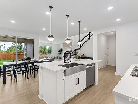 5th image of 20221 152nd Street Ct E #41