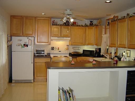 2nd image of 399 Harvest Ln APT D