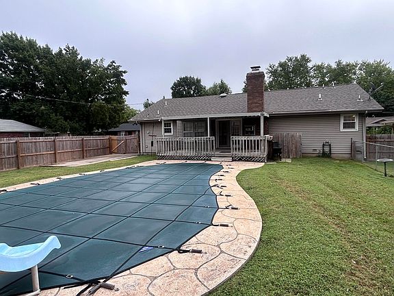 5th image of 3233 S Jefferson Avenue