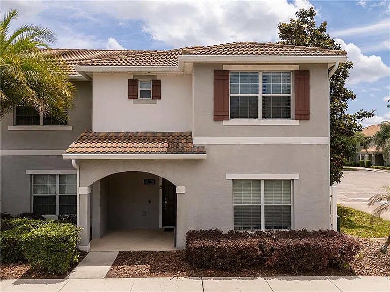 4908 Clock Tower Dr — Photo 2