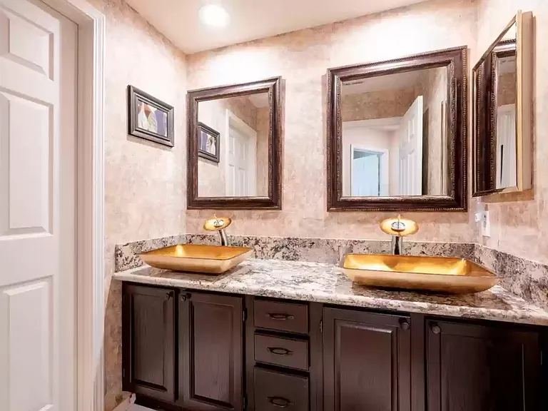 111 Pine Valley Ct — Photo 19