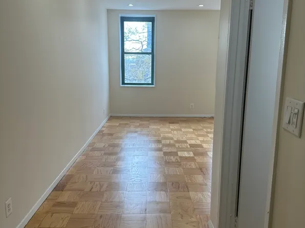 555 East 78th Street image 20 of 24