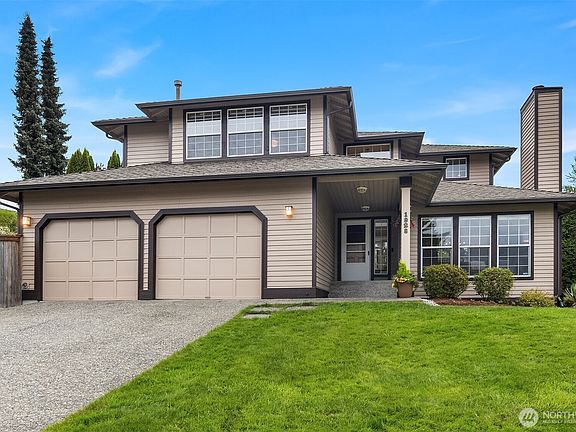 3rd image of 1928 237th Street SE