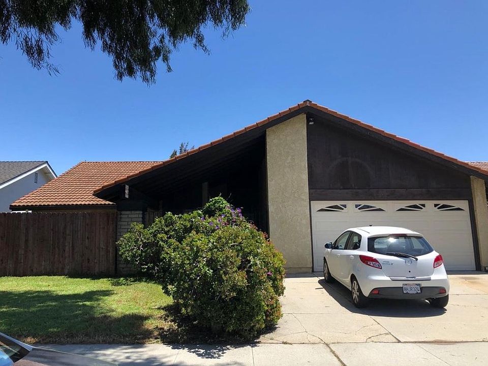 1st image of 1828 Sunridge Dr