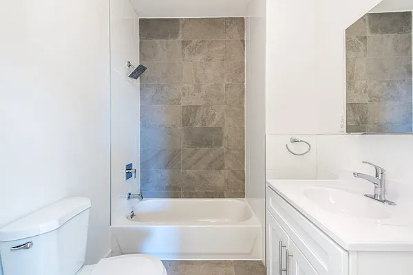 Rented by Nooklyn NYC LLC | media 12