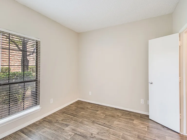 Lakeridge — Photo 15