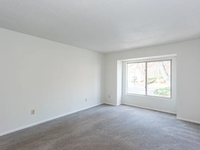 46 Little Silver Ct SE #46 — Photo 24