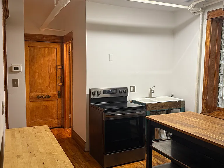 1723 N Kedzie Ave — Photo 13