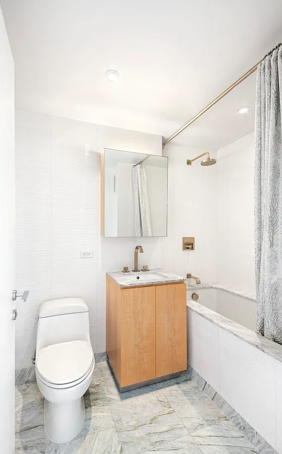 322 West 57th Street — Photo 2