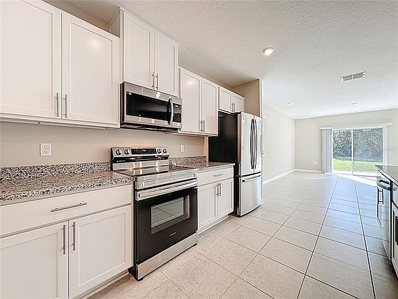 4th image of 59 Foster Ln