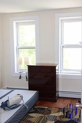 Rented by Premier Metro Realty Corp | media 4