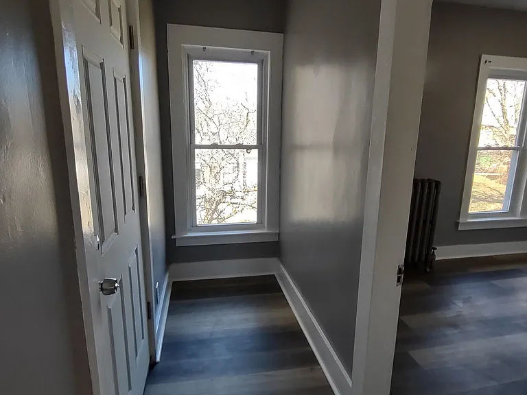 48 Laurel St #4 — Photo 4