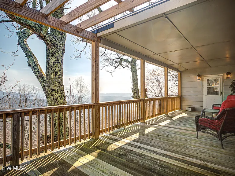 299 Gideon Ridge Rd — Photo 5