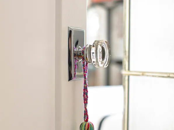 930 East 7th Street image 7 of 11