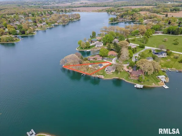 814 Poplar Loop, Petersburg, IL 62675