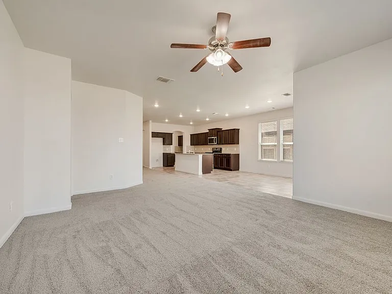 9245 Switchgrass Ln — Photo 6
