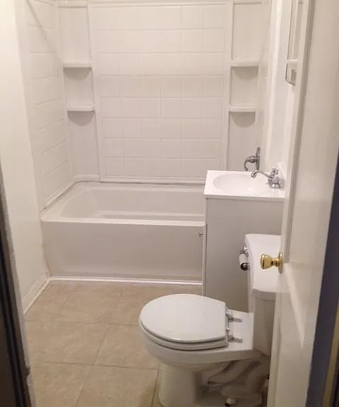 118 W Bates St — Photo 2