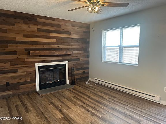 2nd image of 2116 Spring Dr