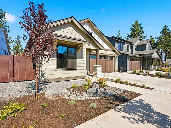 2nd image of 3030 NW Celilo Ln
