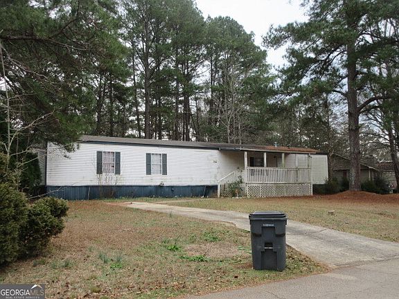 2nd image of 269 Lakeview Dr