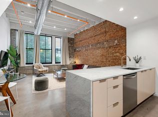 204 S Delhi St #R2, Philadelphia, PA 19107