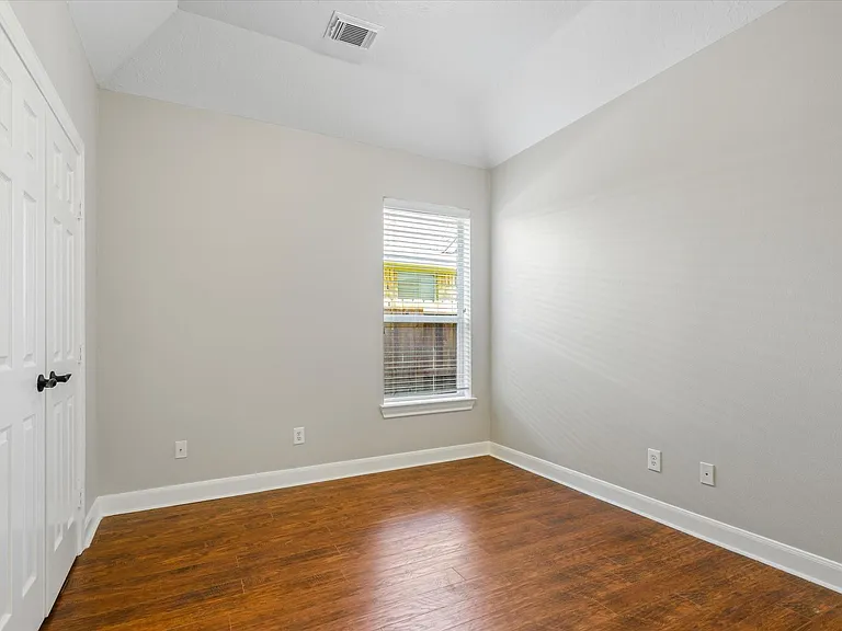 2635 Katie Harbor Dr — Photo 21