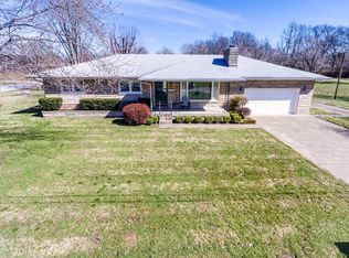 2535 Coronet Dr, Louisville, KY 40216