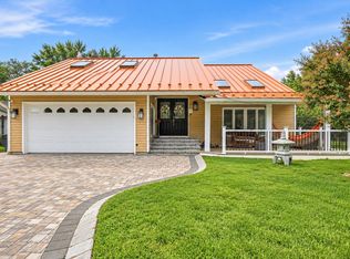 19 Hillside Rd, Manalapan, NJ 07726