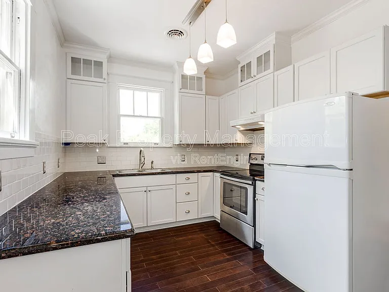 1404 Wilmington Ave W #B — Photo 14