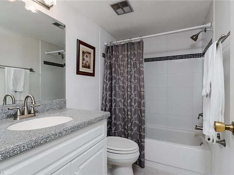5515 Rattlesnake Hammock Rd #205 — Photo 18