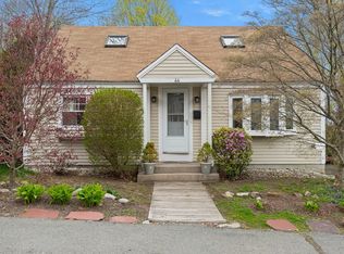 64 High St, Rockport, MA 01966