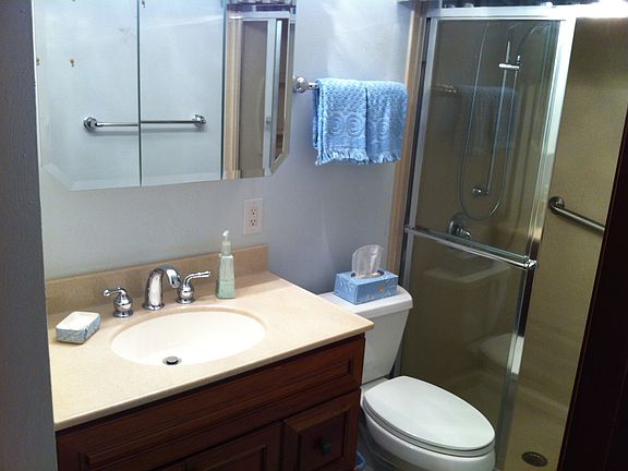 3rd image of 28 Flamingo Dr