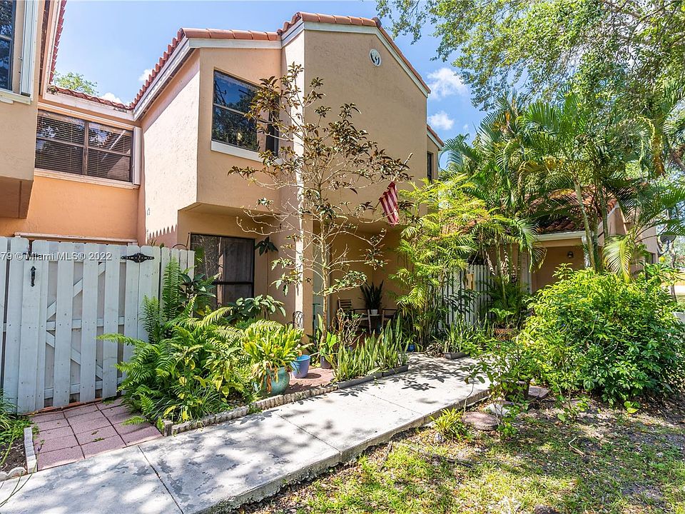 11800 SW 80th St APT 119 Miami FL 33183 Zillow 11800-sw-80th-st-apt-119-miami-fl-33183-zillow