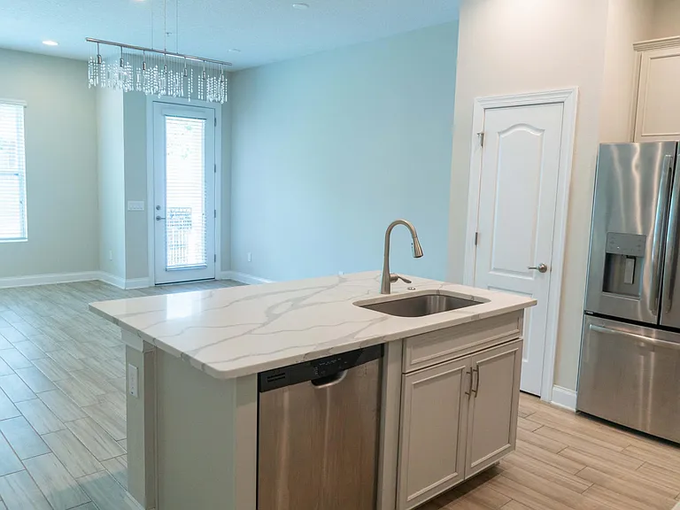 1011 Lychee Ct — Photo 51