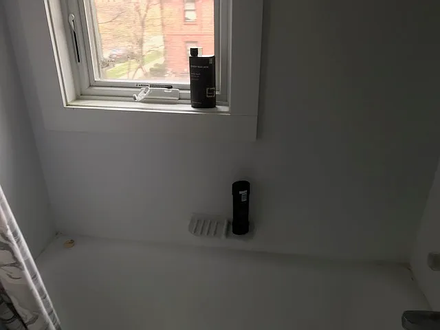 2226 Kendall Ave — Photo 6