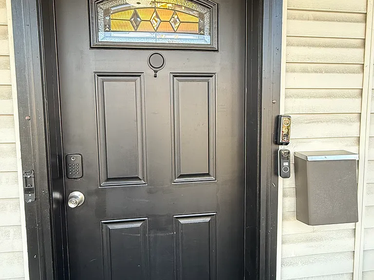 Barbour St — Photo 19
